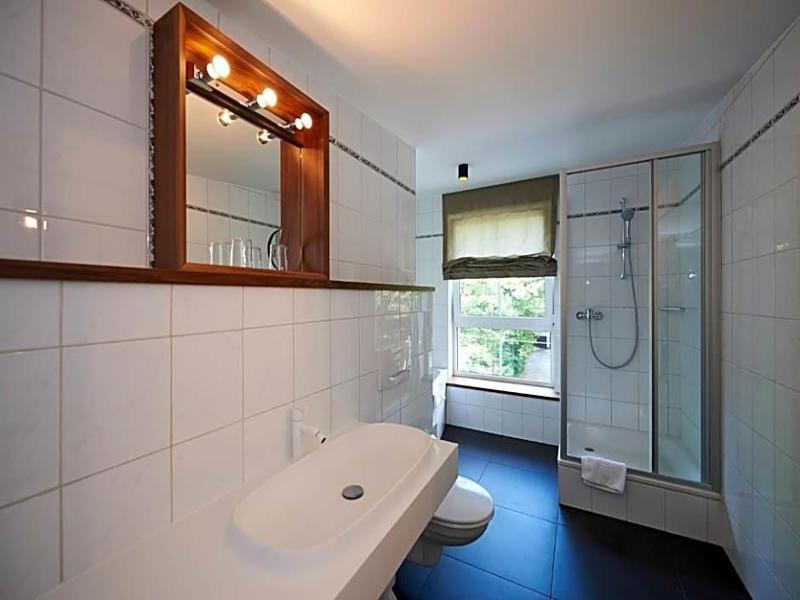 Prinz Myshkin Parkhotel image