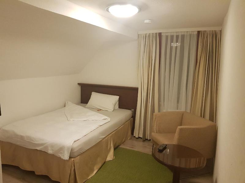 Hotel Bla Chersruh image