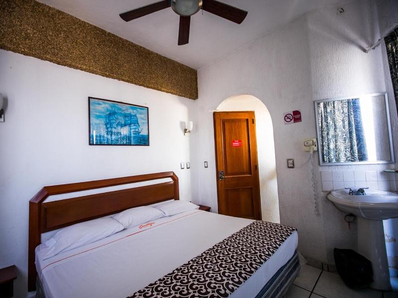 Hotel Candilejas Playa image