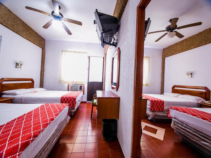 Hotel Candilejas Playa image