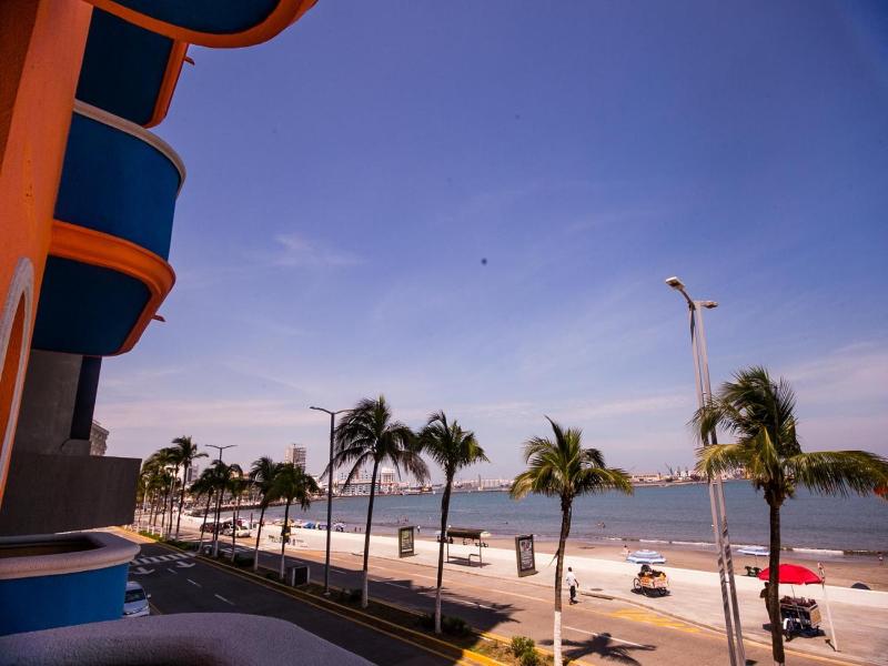 Hotel Candilejas Playa image