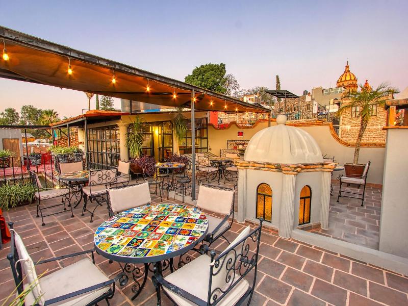 Mexicana San Miguel Hotel