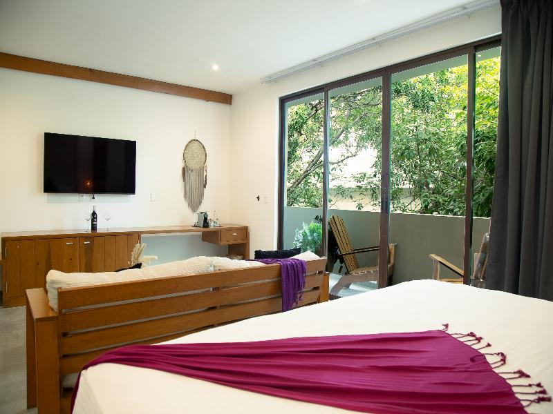 Living Bloom Concept Hotel image