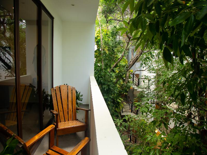 Living Bloom Concept Hotel image