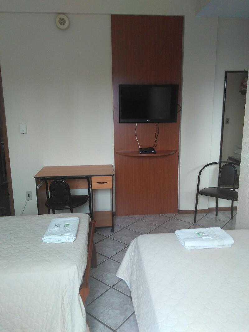 Deluxe Triple Room (3 Twin Beds)
