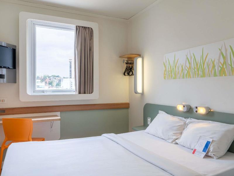 Ibis Budget Rj Praia De Botafogo image
