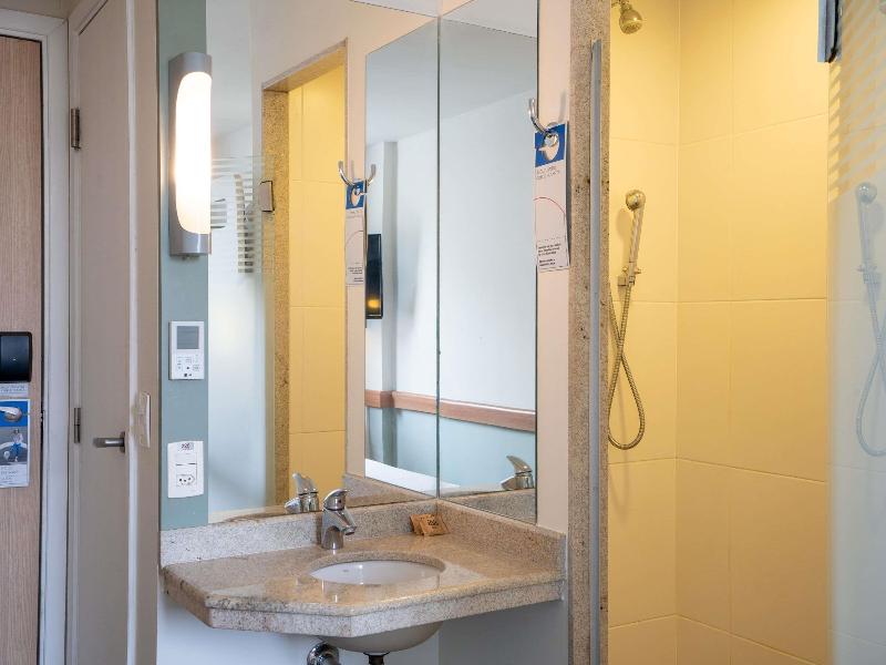 Ibis Budget Rj Praia De Botafogo image