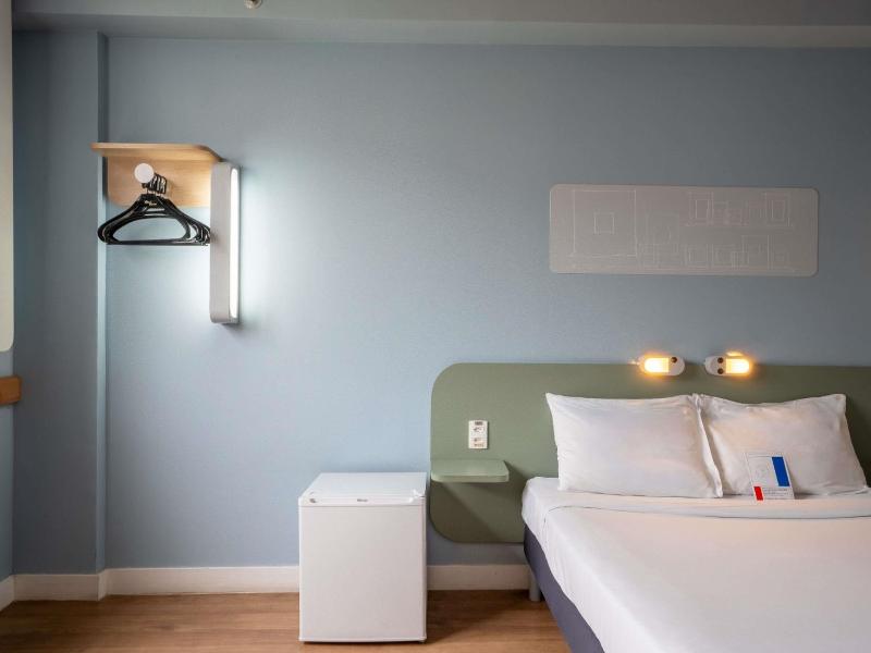 Ibis Budget Rj Praia De Botafogo image