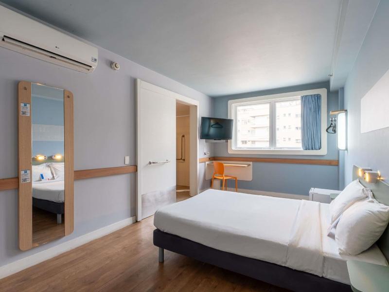 Ibis Budget Rj Praia De Botafogo image