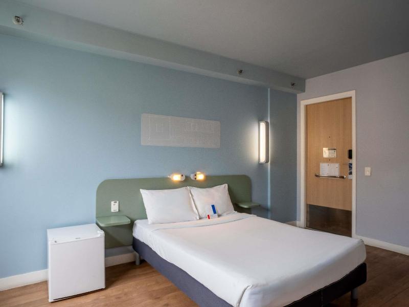 Ibis Budget Rj Praia De Botafogo image