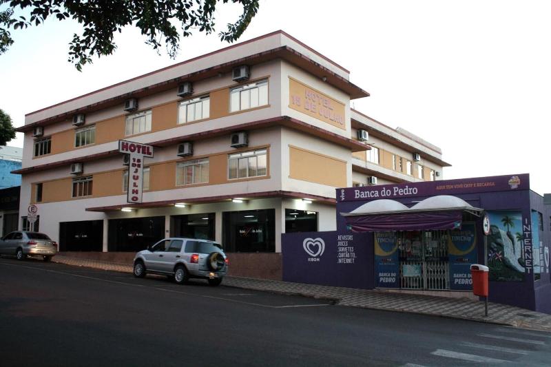 Hotel 15 De Julho image