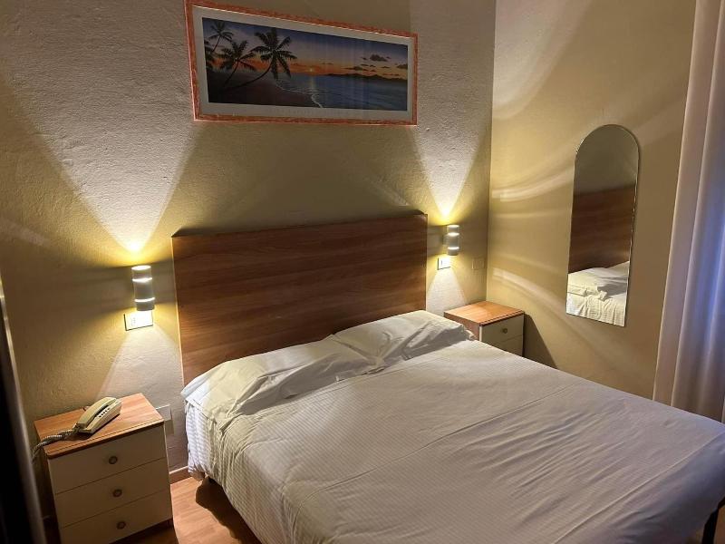 Piccolo Hotel image