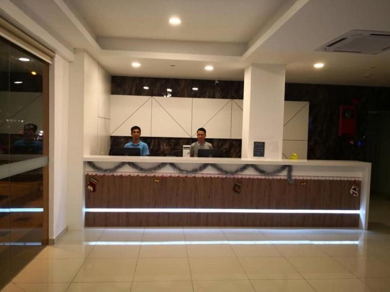 Walk In Hotel image