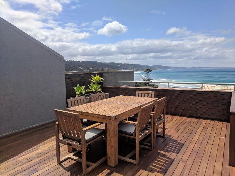 Lorne Beachfront Accommodation image
