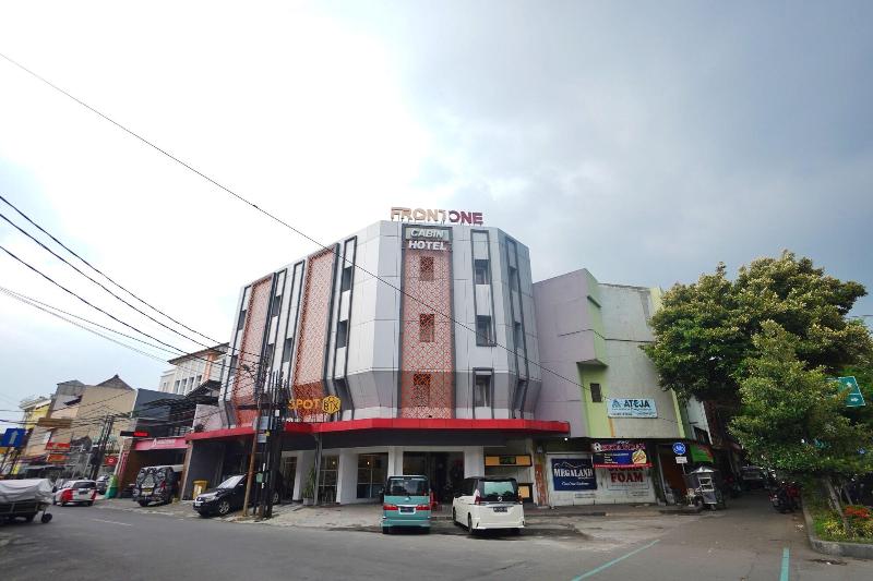 Front One Cabin Slamet Riyadi Solo image