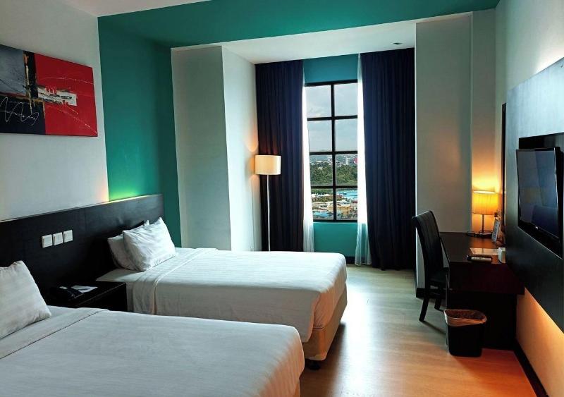King S Hotel Nagoya Batam image