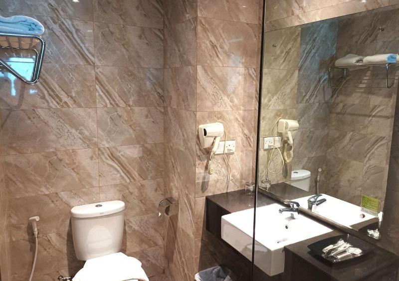 King S Hotel Nagoya Batam image