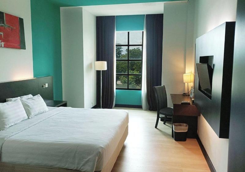 King S Hotel Nagoya Batam image