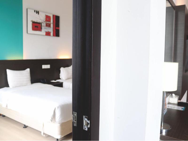 King S Hotel Nagoya Batam image