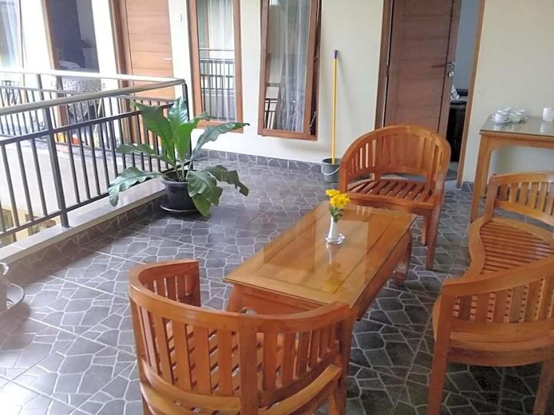 Aloha Hotel image