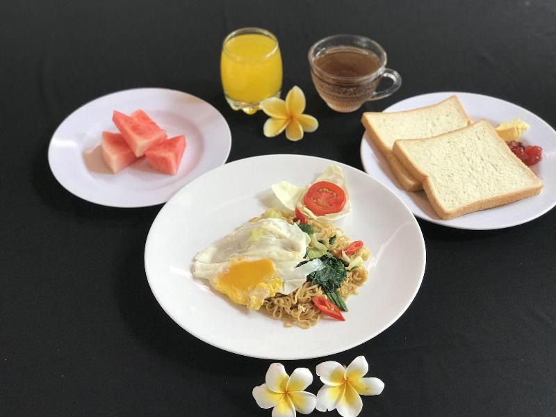 Agus Beach Inn image