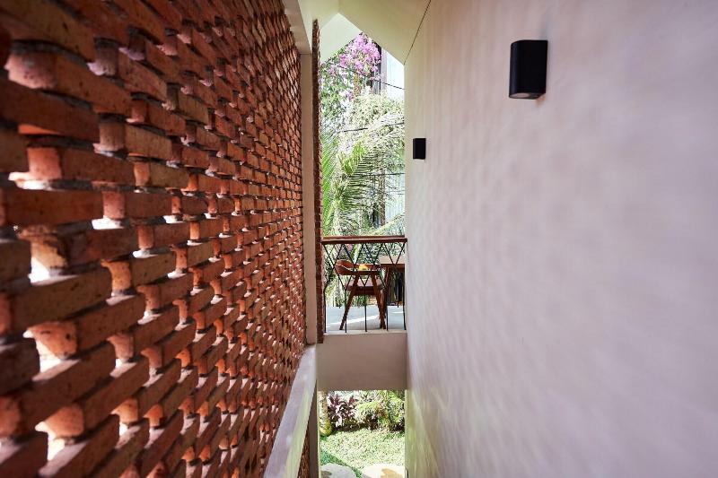 Yarama Cottages image