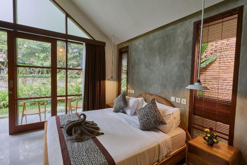Yarama Cottages image