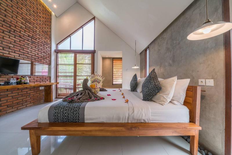 Yarama Cottages image