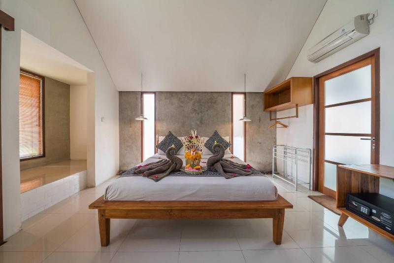 Yarama Cottages image