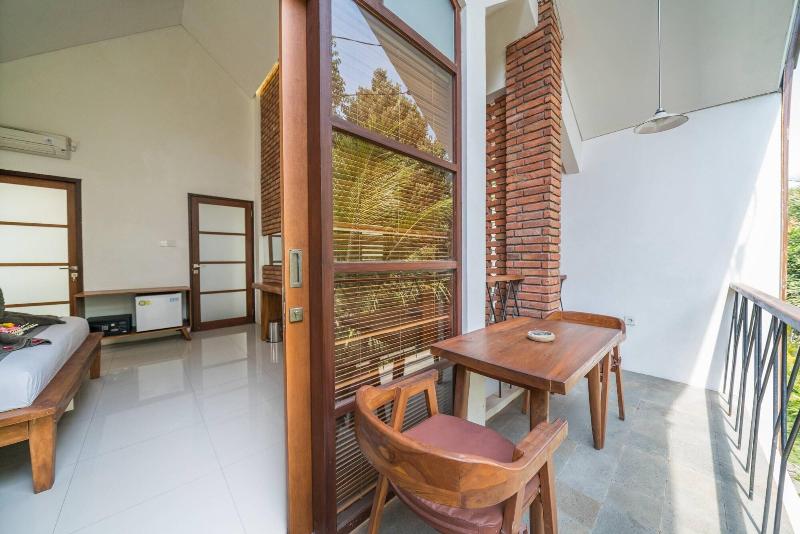 Yarama Cottages image