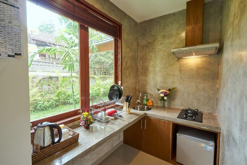 Yarama Cottages image