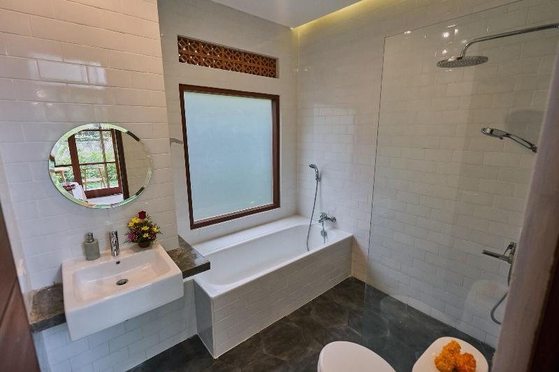 Yarama Cottages image