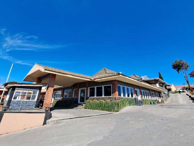 Cemara Indah Hotel image
