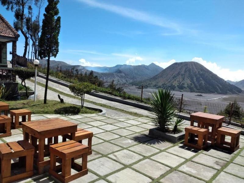 Cemara Indah Hotel image