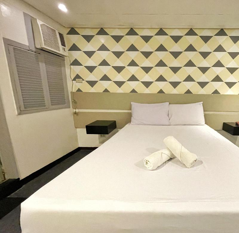 Acme Inn Subic image