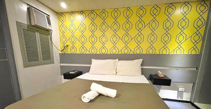 Acme Inn Subic image