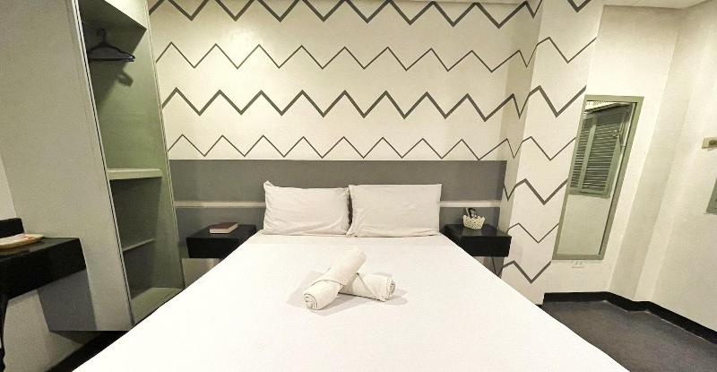 Acme Inn Subic image