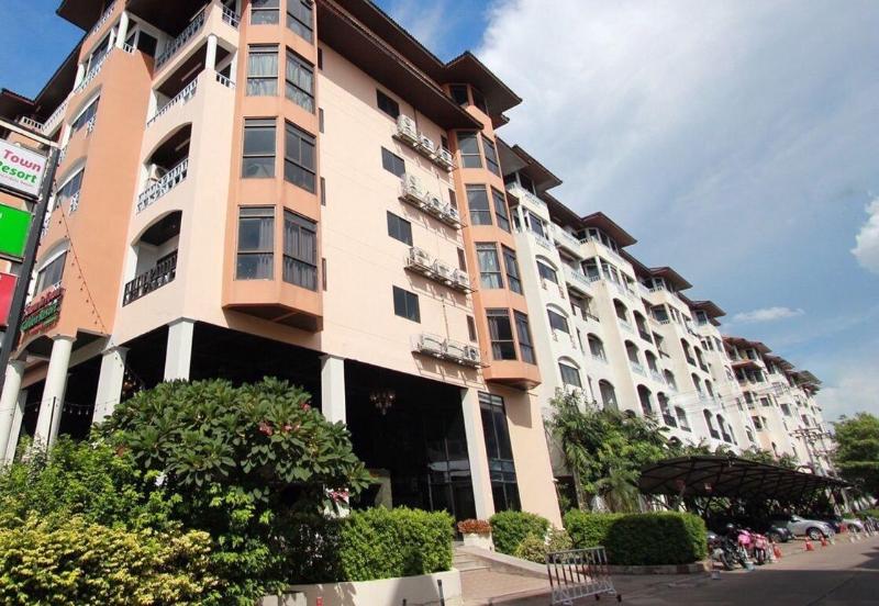 Town In Town Garden Resort image
