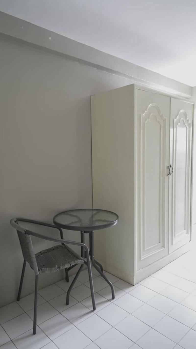 Roomquest Ratchada image