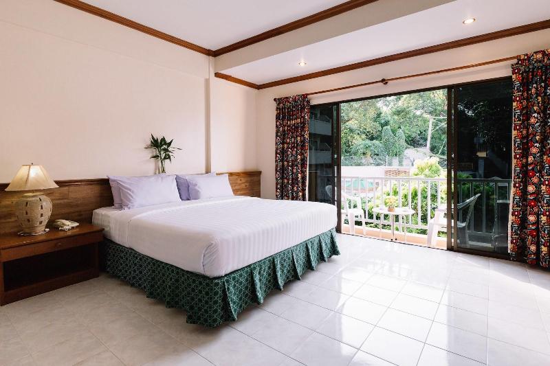 Kata Sun Beach Inn image
