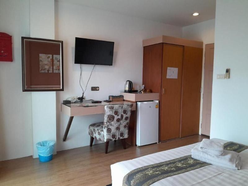 Seacono Patong Beach Front image