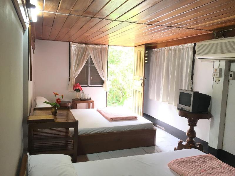 Huainamrin Resort Maehongson The Creek image
