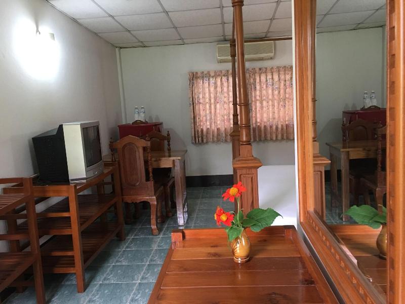Huainamrin Resort Maehongson The Creek image