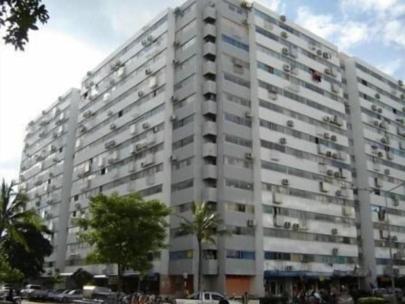 Deluxe At Popular Condo image