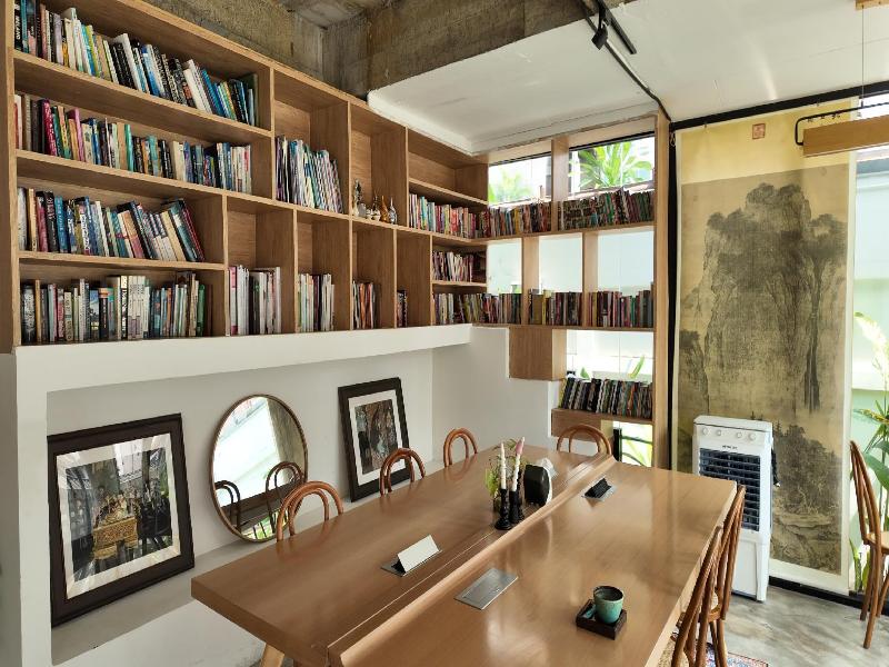 Yolo Bangkok Boutique Hotel image