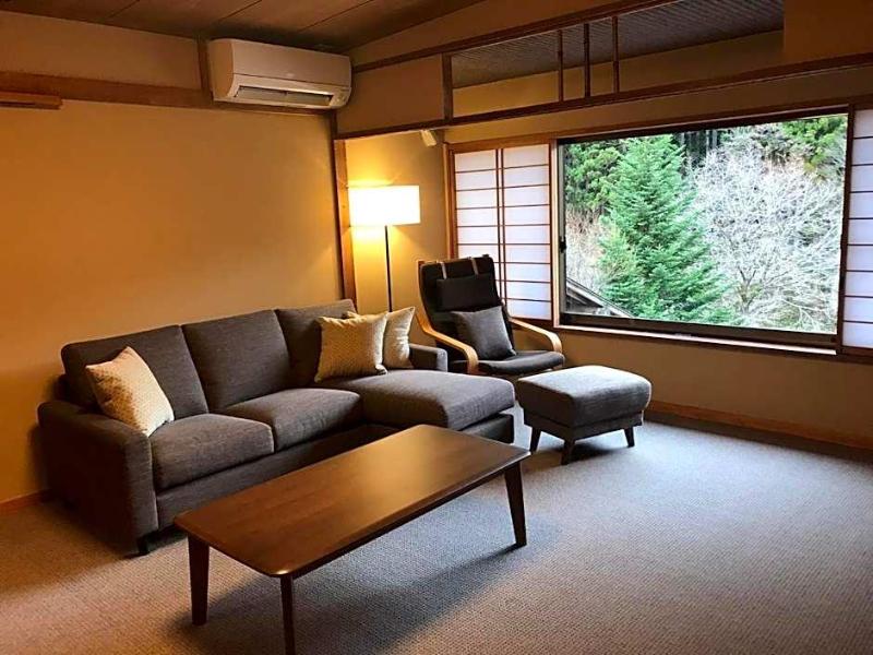 Minakamisanso image