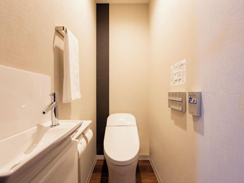Karaksa Hotel Grande Shin Osaka Tower image