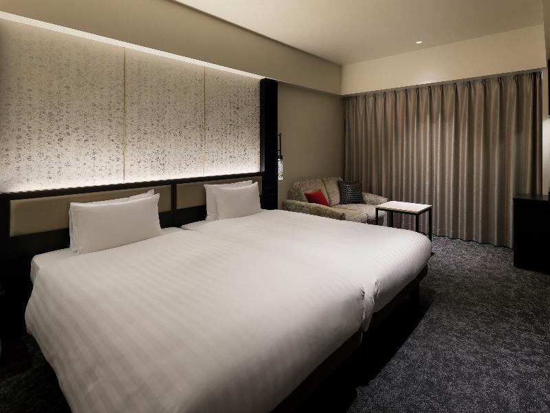 Mitsui Garden Hotel Fukuoka Nakasu image