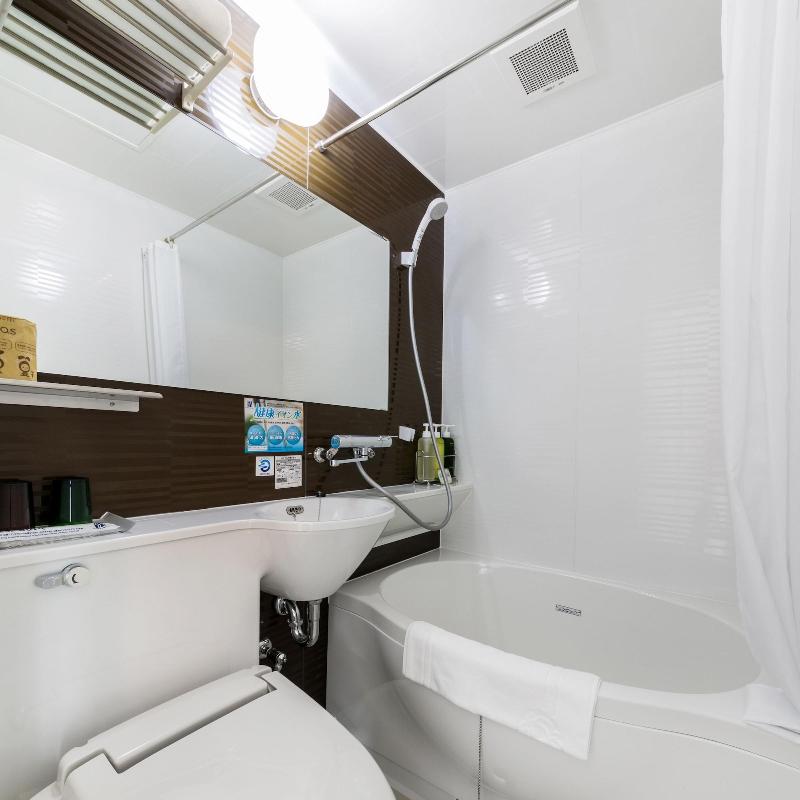Super Hotel Lohas Hakata Station image