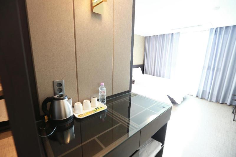 Jeju Stay In Seongsan Hotel image